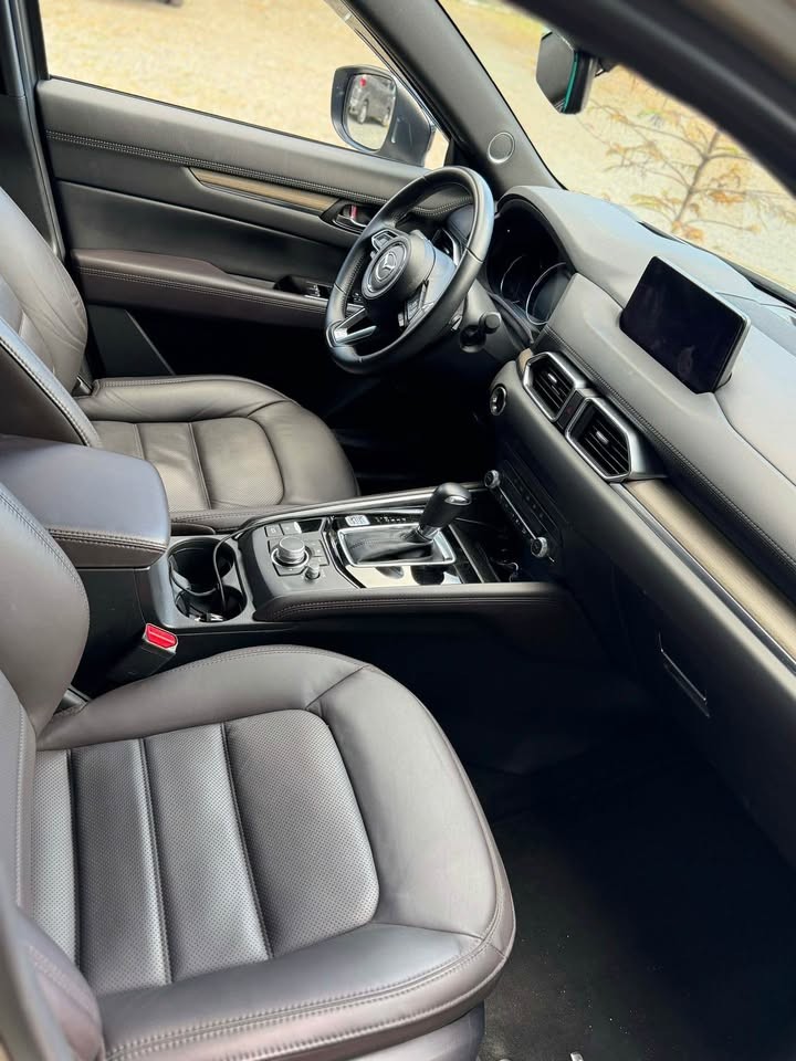 Used 1
                    MAZDA
                     for Sale Image